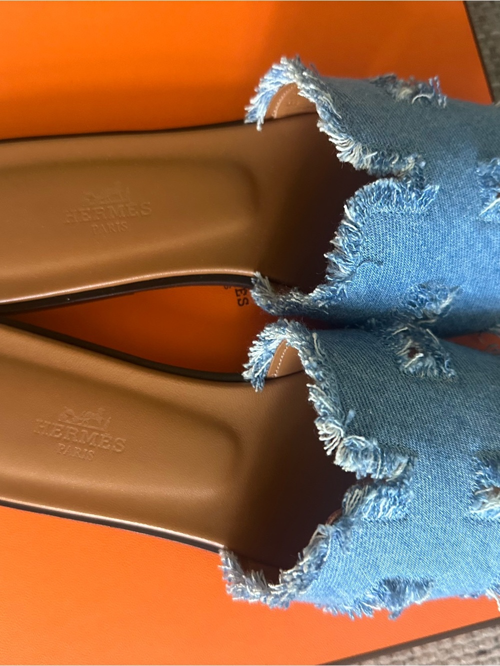 NEW in box HERMÈS Bleu Clair DENIM Fringe Oran Sandals - Picture 8 of 16